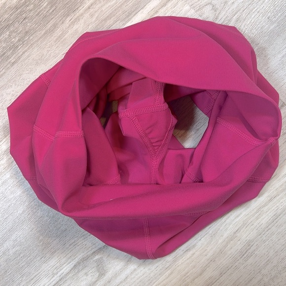 Yogalicious Lux Tribeca Hot Pink Shorts | High Waisted 5” Athletic Performance - Picture 5 of 5